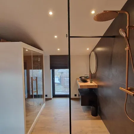 O Beau Cerf Apartment