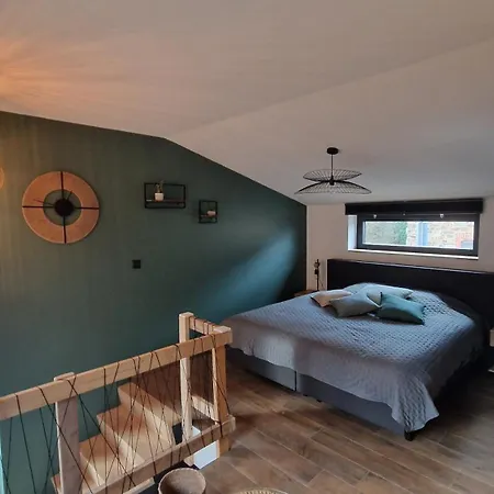 O Beau Cerf Apartment *